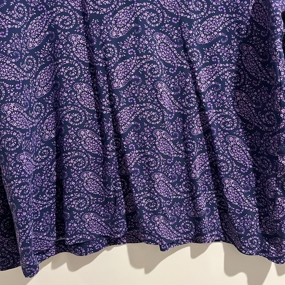 Lands End purple paisley floral top. Size large. - Picture 3 of 6